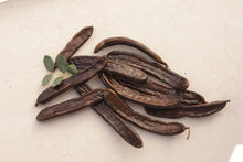 Carica l'immagine nel visualizzatore di Gallery, Carrube della masseria