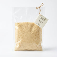 Carica l'immagine nel visualizzatore di Gallery, Farina di Mandorle pelate - 200 gr
