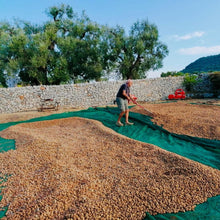 Carica l'immagine nel visualizzatore di Gallery, Mandorle Sgusciate
